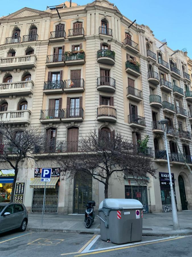 Gorgeous Apartment In Downtown Barcelona Exterior photo